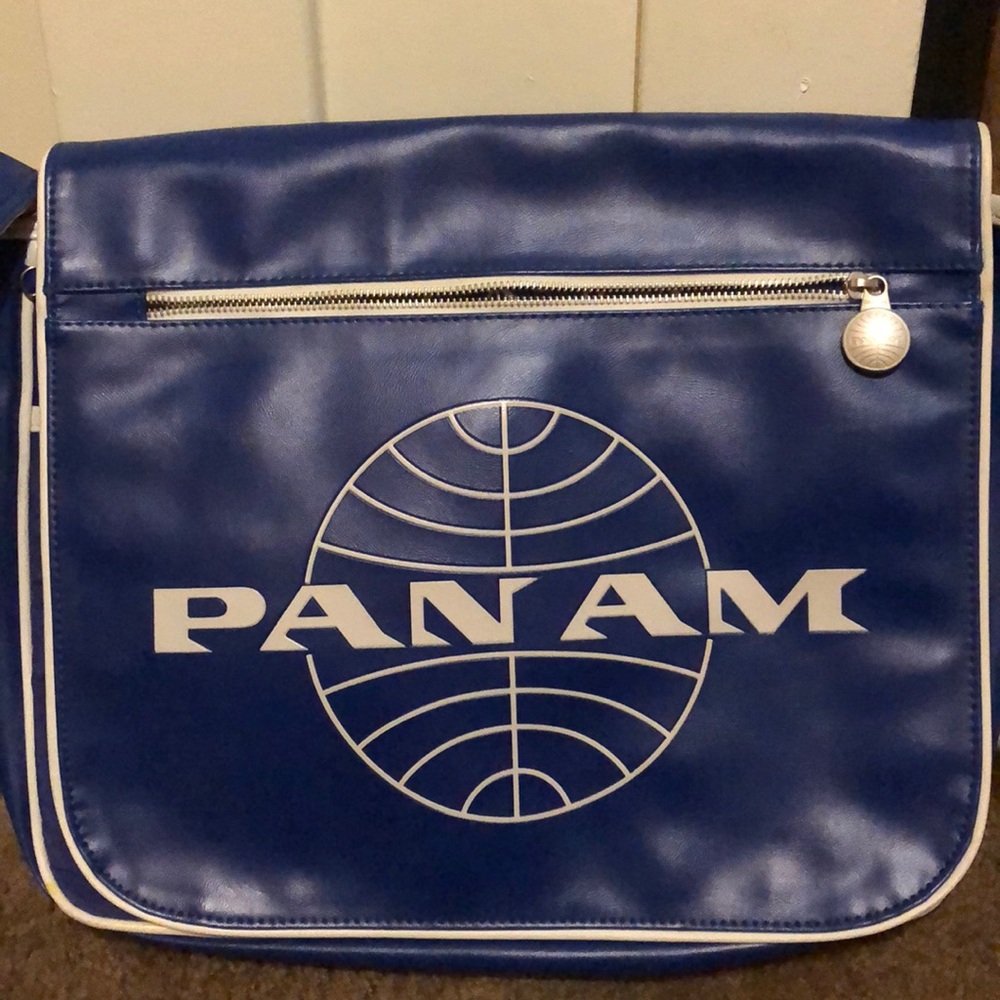 PANAM messenger bag